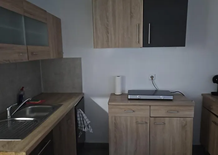 Lolo Land Apartman *